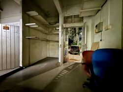 Bukit Batok West Avenue 8 (D23), Shop House #581716311